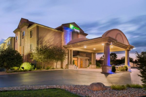 Holiday Inn Express Hotel & Suites Bucyrus by IHG